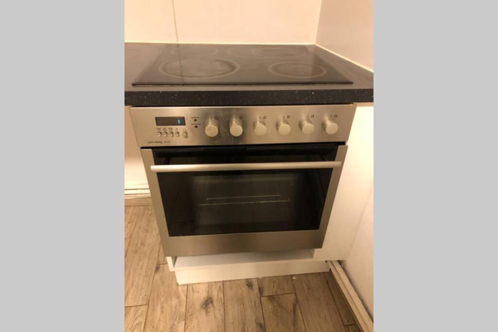 Gemütliche 3-ZKB WC SouterrainWohnung in Bestlage Hamburg Exterior foto