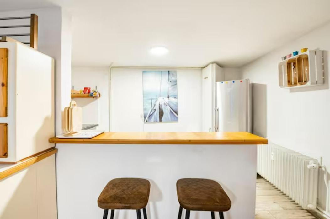 Gemütliche 3-ZKB WC SouterrainWohnung in Bestlage Hamburg Exterior foto
