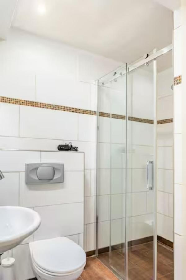 Gemütliche 3-ZKB WC SouterrainWohnung in Bestlage Hamburg Exterior foto