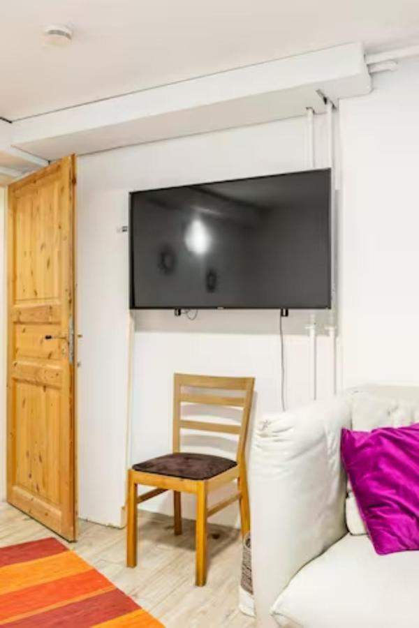 Gemütliche 3-ZKB WC SouterrainWohnung in Bestlage Hamburg Exterior foto